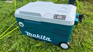 Makita cool box