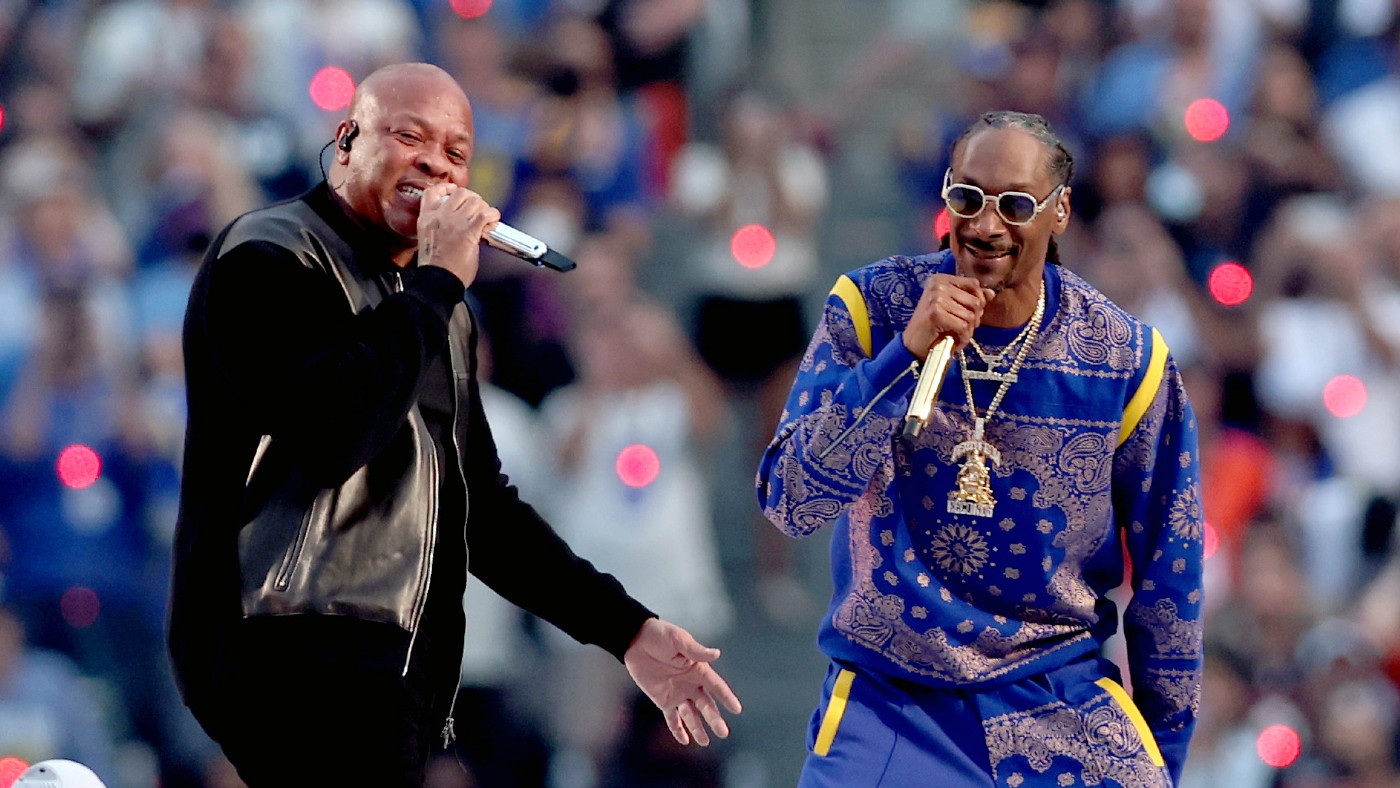 5 things about Dr. Dre's Super Bowl hip-hop halftime show spectacle