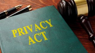 Privacy act law with gavel