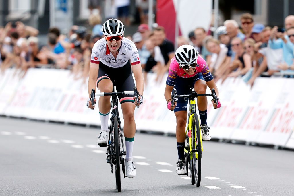 ARNHEM NETHERLANDS SEPTEMBER 04 LR Mischa Bredewold of Netherlands and Team Parkhotel Valkenburg White Best Young Jersey and Eleonora Camilla Gasparrini of Italy and Team Valcar Travel Service sprint to win during the 25th Simac Ladies Tour 2022 Stage 6 a 1503km stage from Arnhem to Arnhem SLT2022 UCIWWT on September 04 2022 in Arnhem Netherlands Photo by Bas CzerwinskiGetty Images
