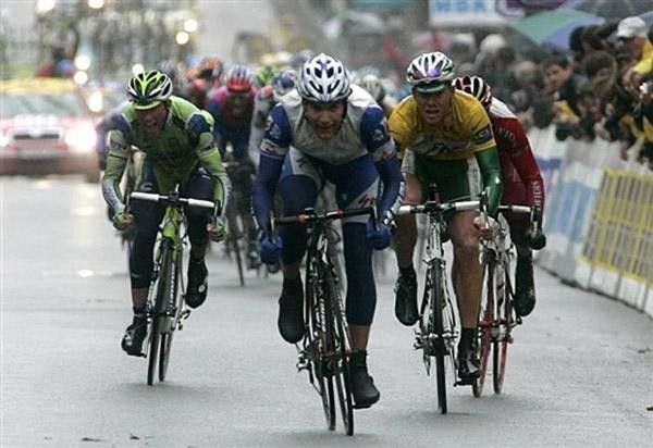Hushovd can only watch