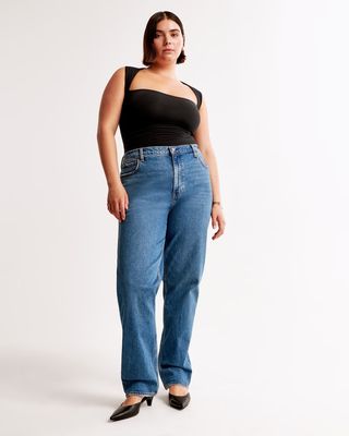 Abercrombie 
Fitch, Curve Love Ultra High Rise 90s Straight Jean