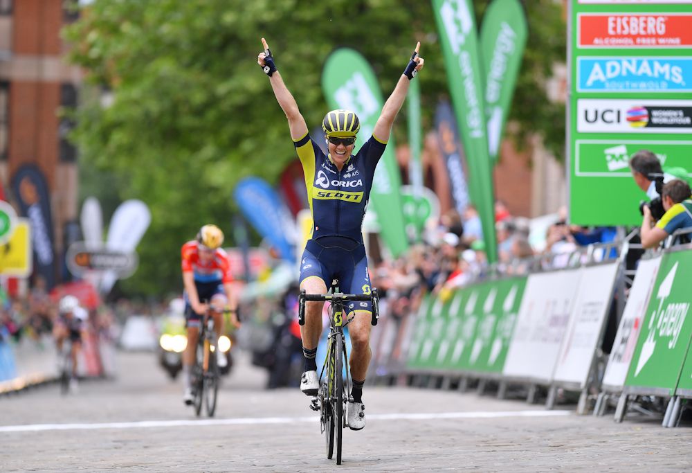 Sarah Roy (Orica-Scott) wins stage 4 at the Women's Tour