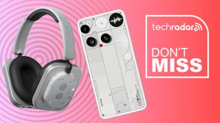 A Nothing Phone 3 and Headphone 1