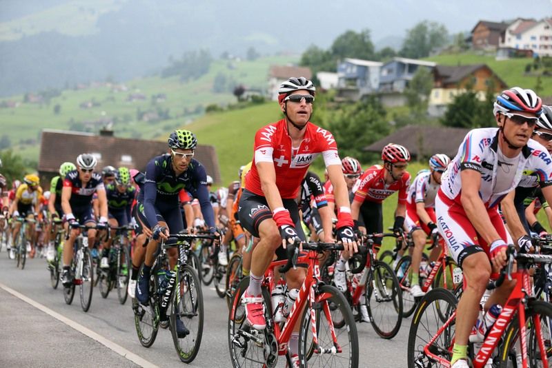 Martin Elmiger (IAM Cycling) in the bunch