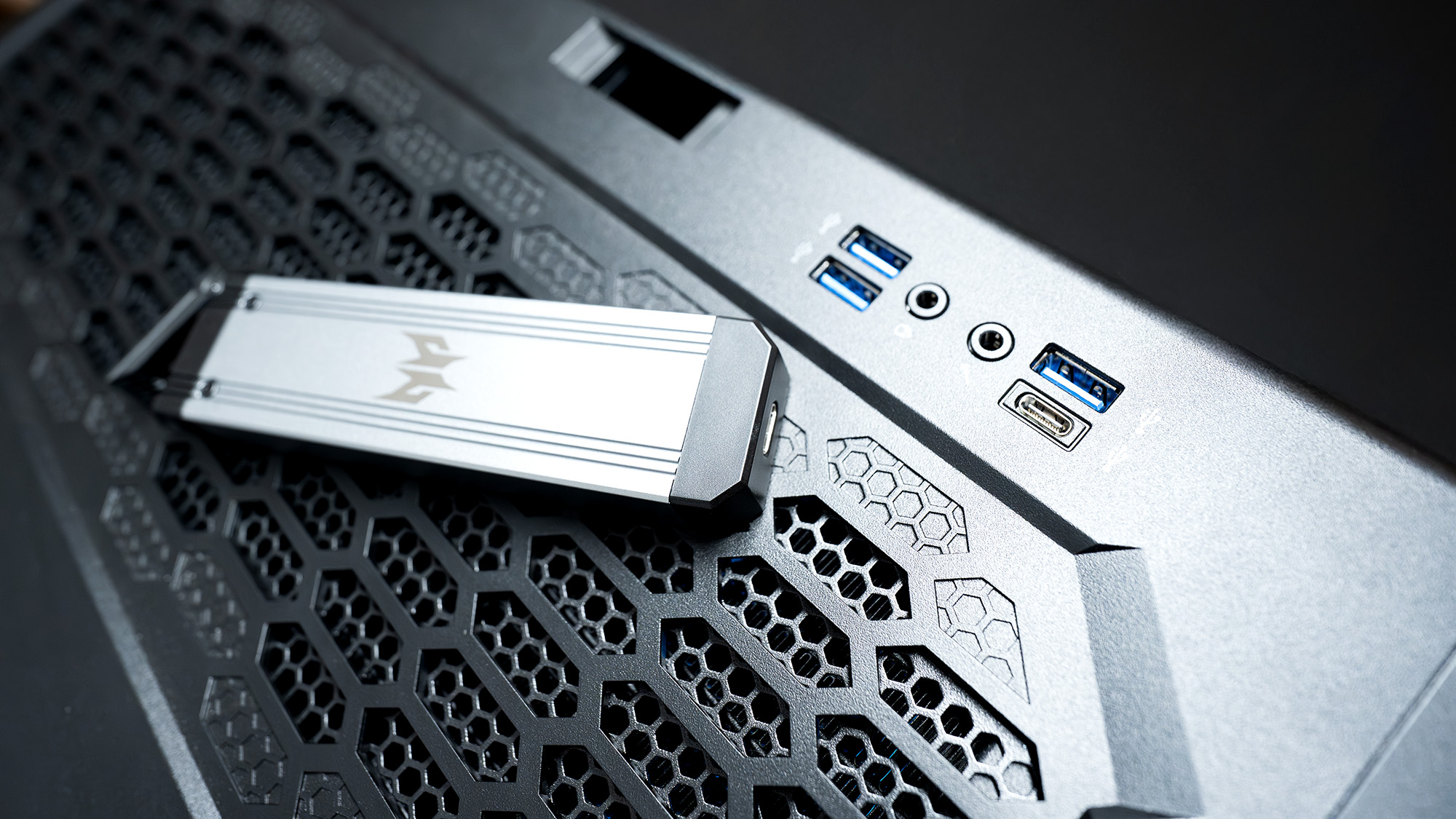 Acer Predator Orion 7000