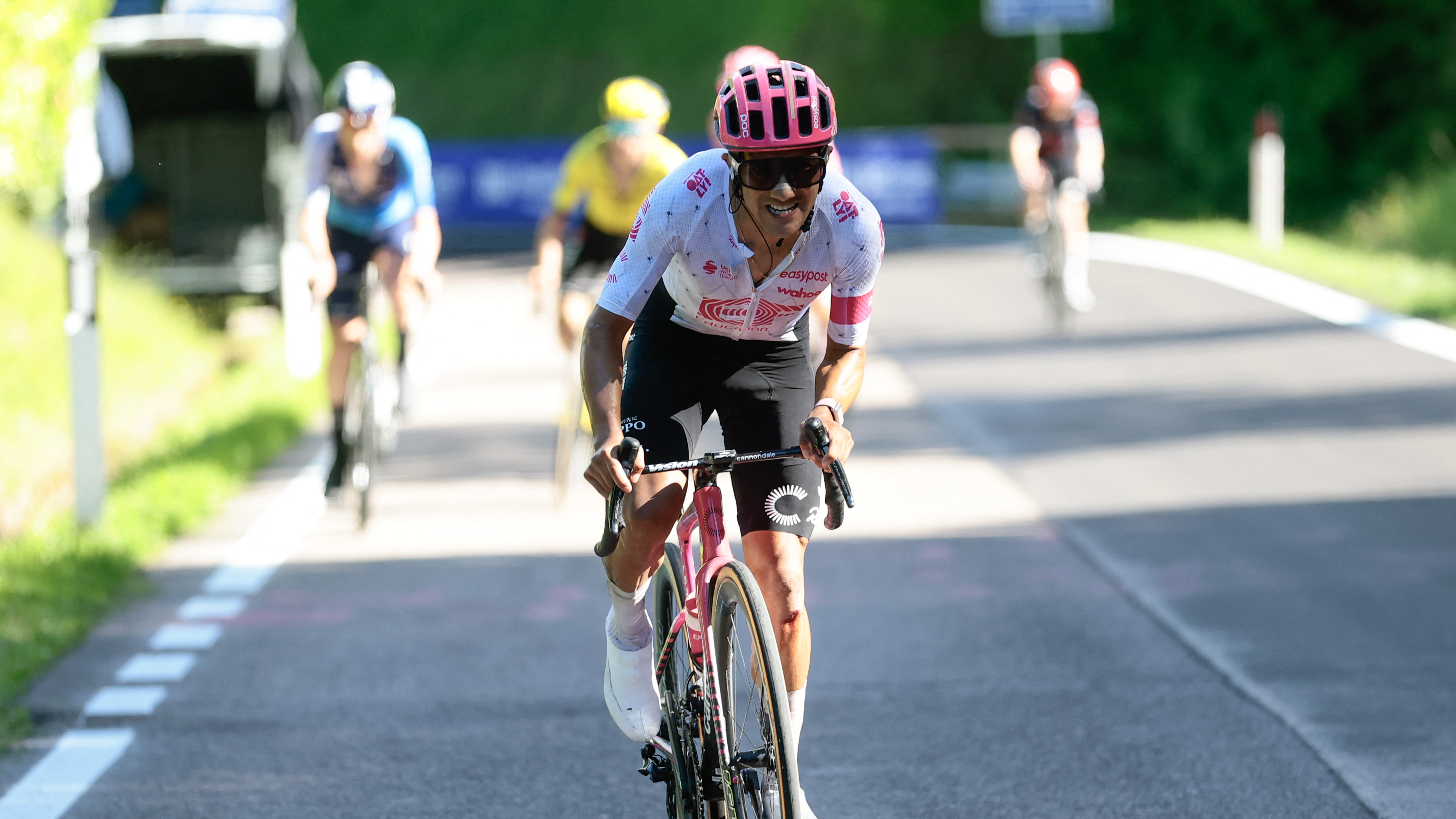 EF Education - EasyPost&#039;s Ecuadorian rider Richard Carapaz ride in the breakaway in the ascent of San Valentino during the 16th stage of the 108th Giro d&#039;Italia cycling race of 203kms from Piazzola sul Brenta to San Valentino on May 27, 2025. (Photo by Luca Bettini / AFP) (Photo by LUCA BETTINI/AFP via Getty Images) 