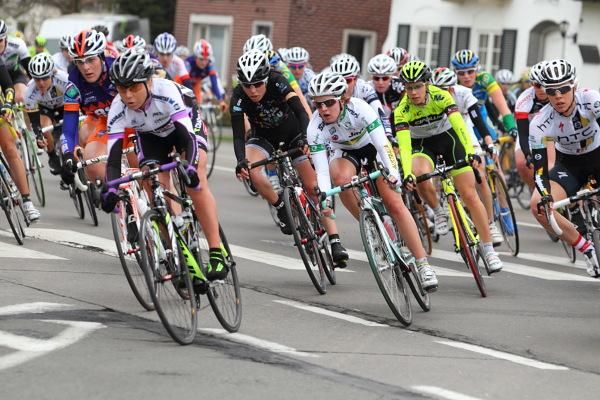 The bunch corners in the roads outside Rozebeke