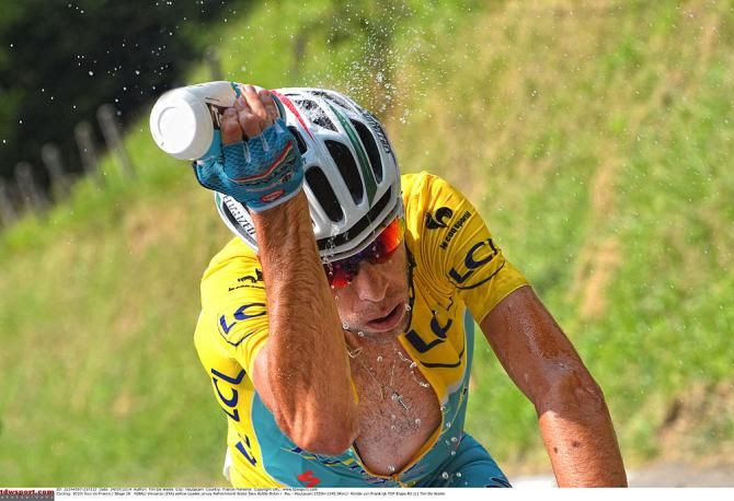 Vincenzo Nibali stays cool