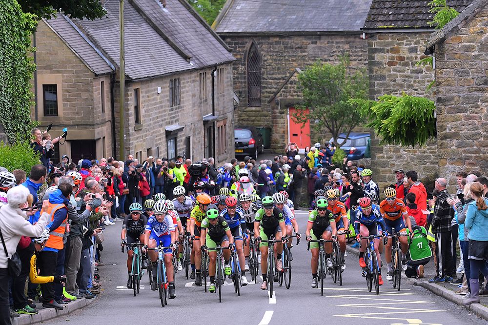 The peloton in action during stage 4 at the Women's Tour