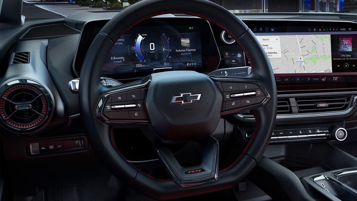 GM says it's ditching Apple CarPlay and Android Auto to prevent
