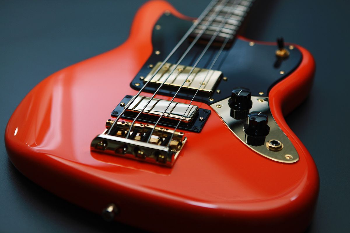 Fender Mike Kerr Jaguar Bass review a shortscale stunner with a