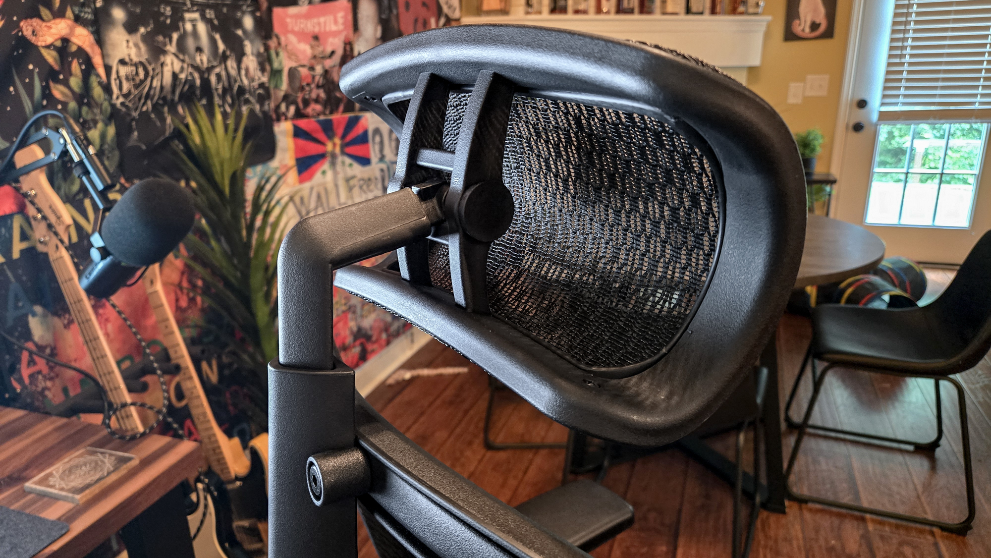 The Oak Hallow Aloria&#039;s optional headrest