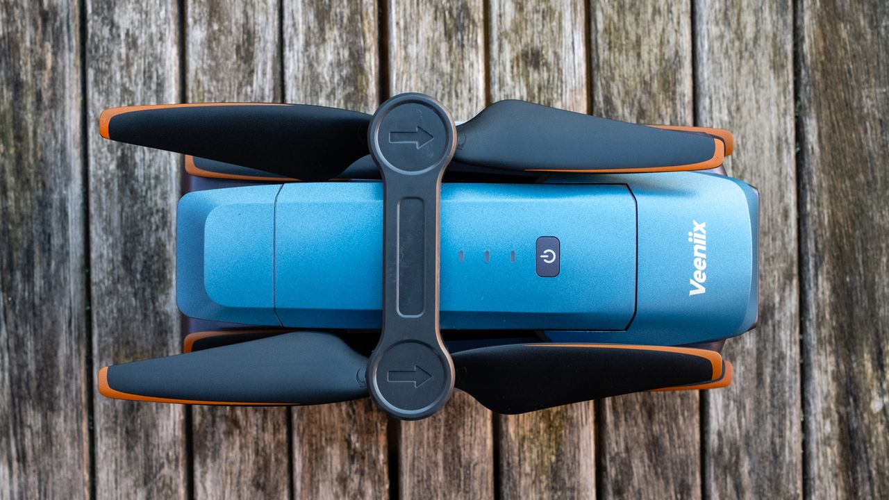 Review photo of the Veeniix V11