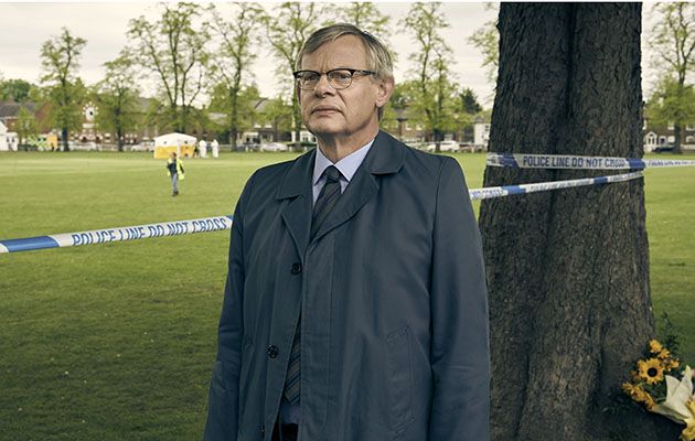 Manhunt - shows Martin Clunes