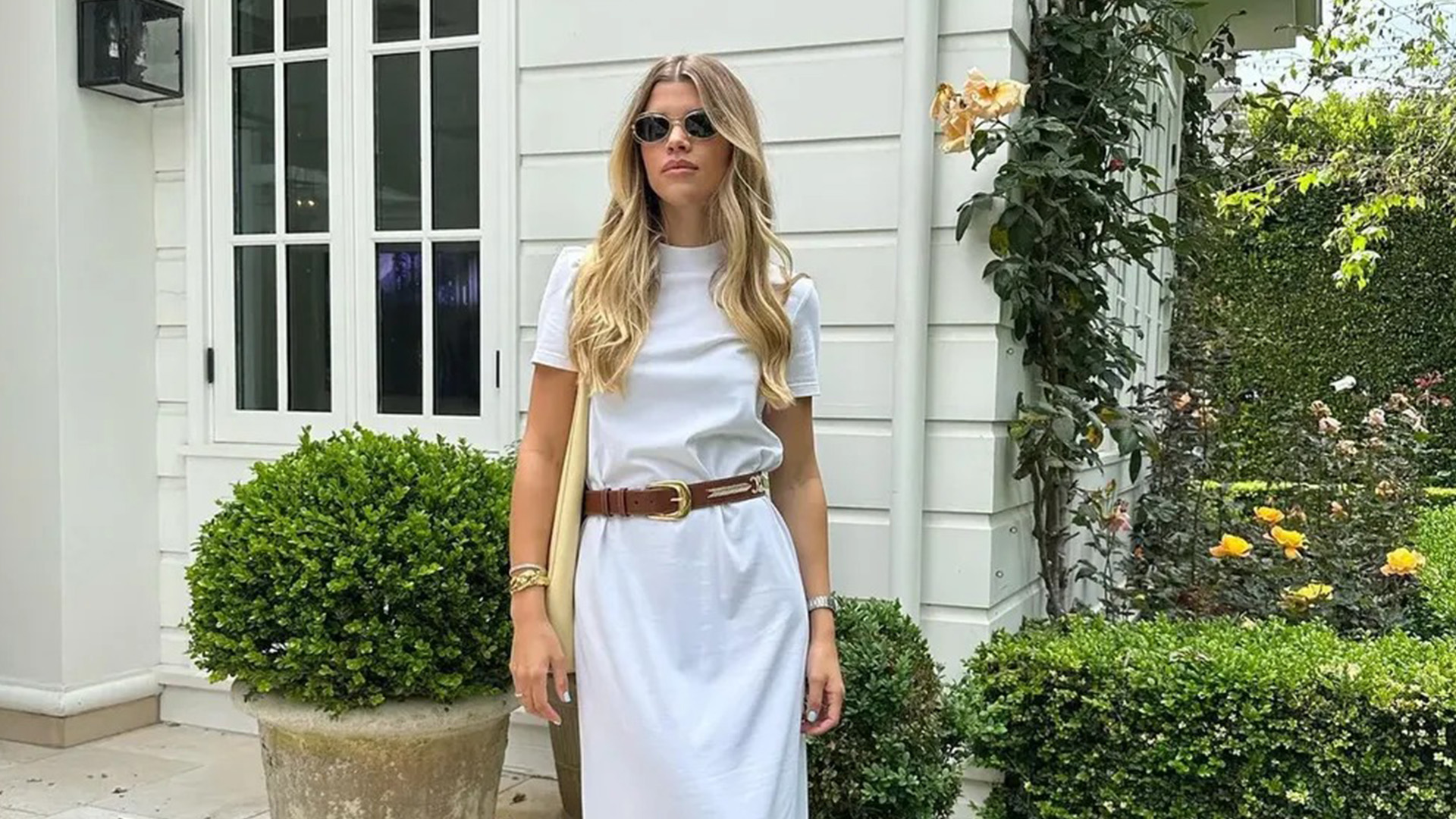 The T-Shirt Dress Is the Ultimate Throw-On Item for Summer | Who What Wear The T-Shirt Dress Is the Ultimate Throw-On Item for Summer | Who What Wear
