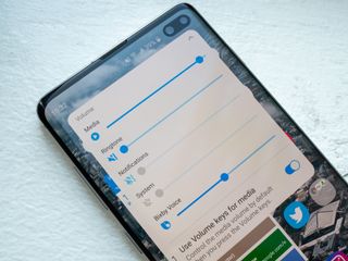 Galaxy S10+ volume controls