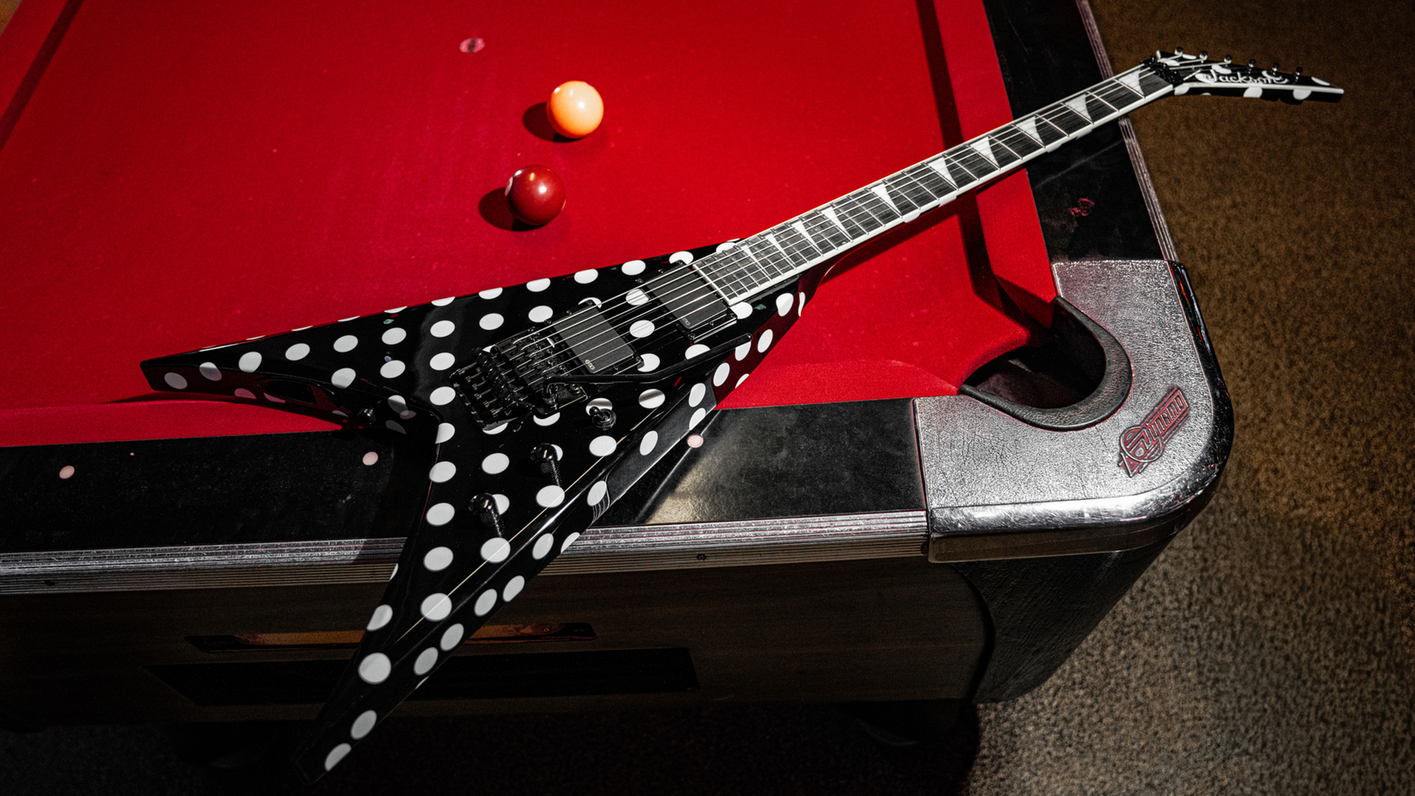 Jackson Phil Demmel King V Polka Dot