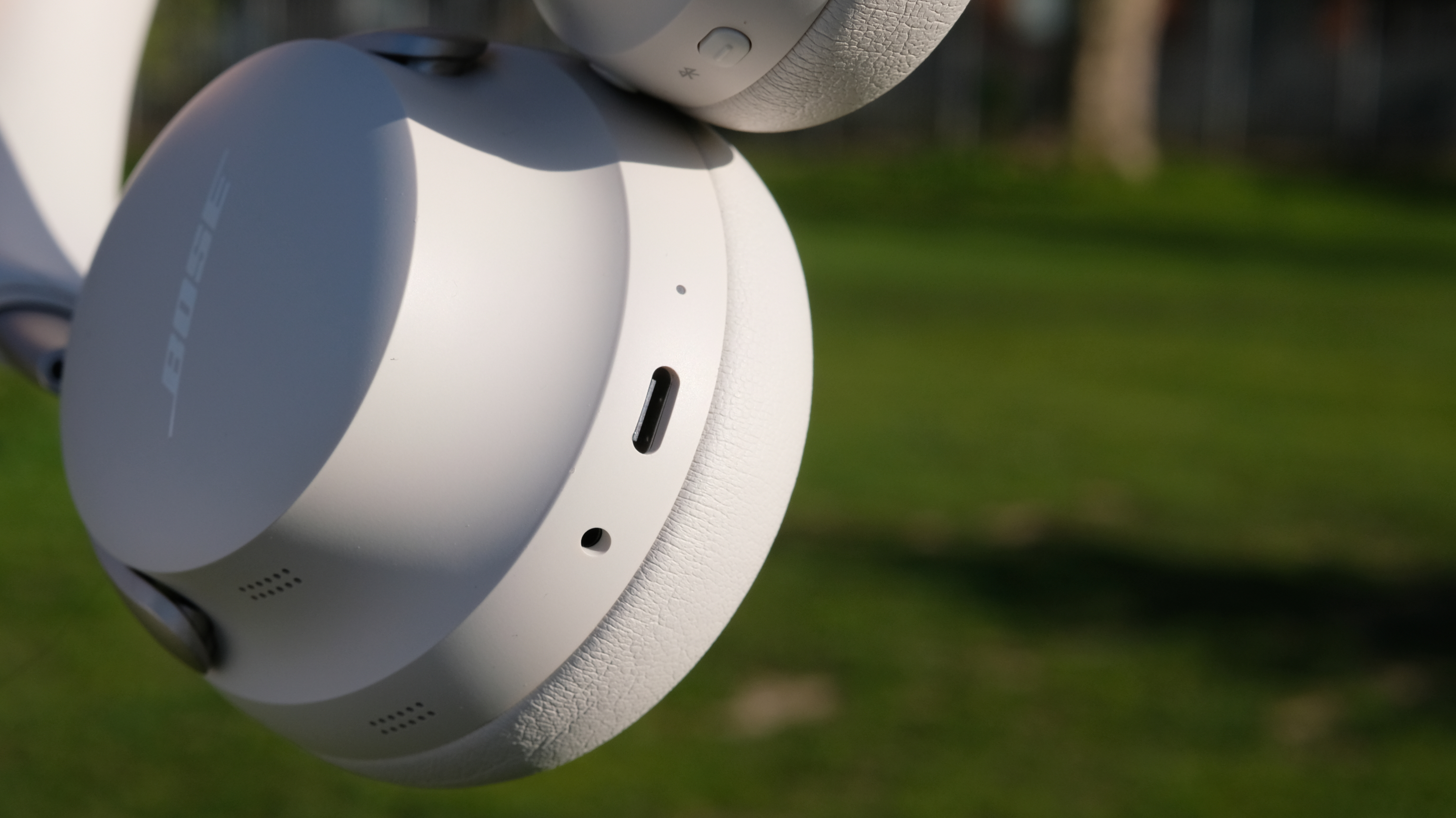 Photograph of Bose QuietComfort Ultra Headphones in white