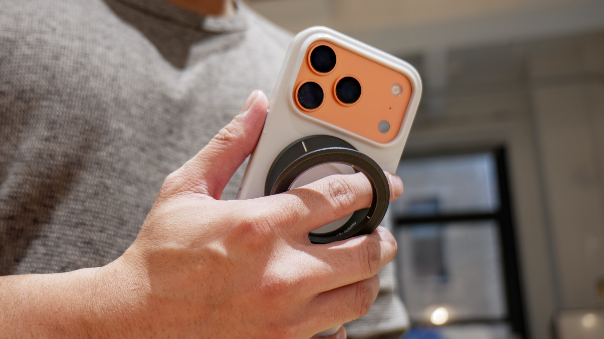 Aulumu G09 Infinite 360&deg; MagSafe Stand.