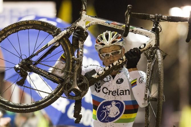 Superprestige Diegem winner Sven Nys pays tribute to long-time bike sponsor Colnago as he walks across the finish line