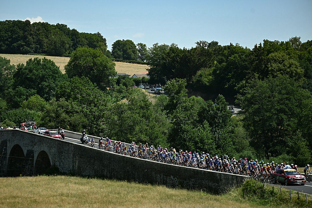 Tour de France stage 10 LIVE: Battle rages to get into the breakaway after Mads Pedersen extends lead in points classification