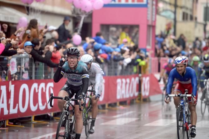 Mark Cavendish (Omega Pharma-QuickStep) takes his third stage win of the 2013 Giro d'italia.