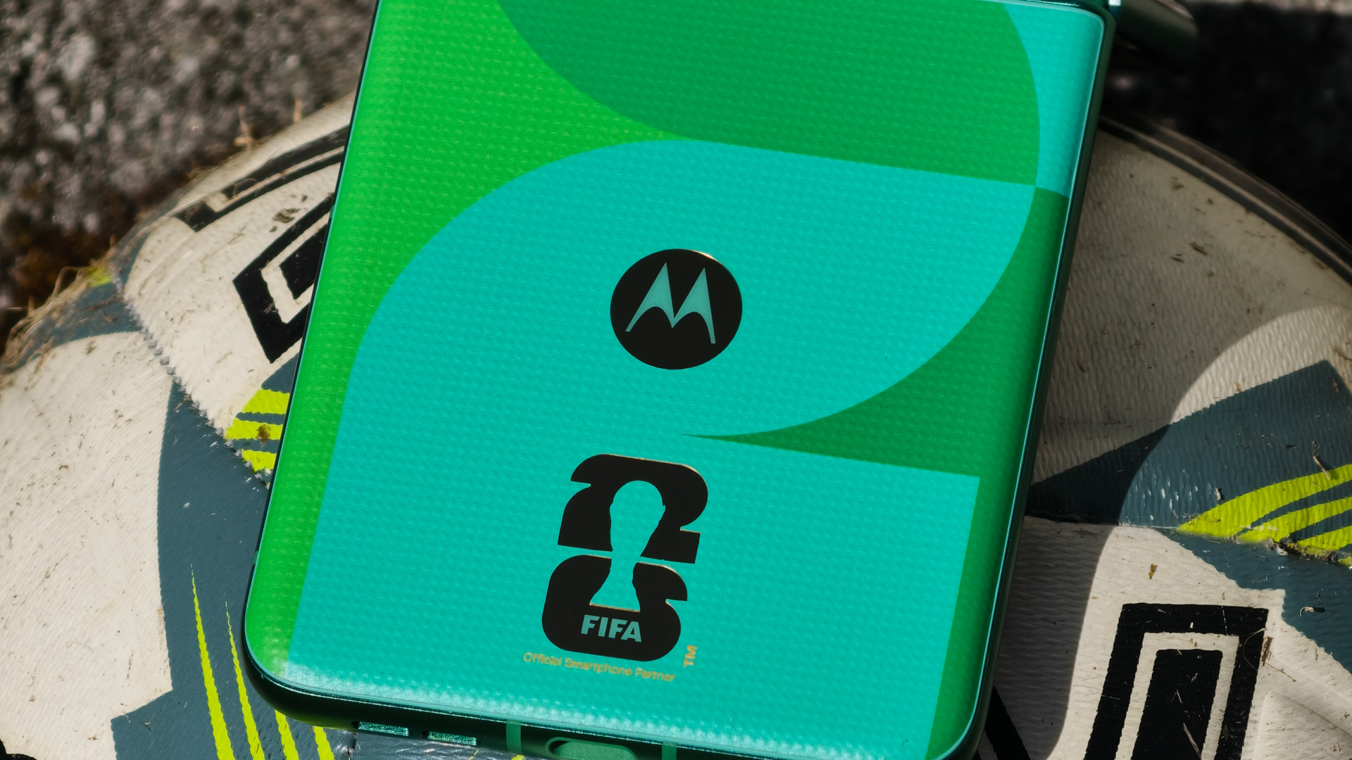 Motorola Razr 2025 FIFA World Cup 2026 Edition in Green eco-leather