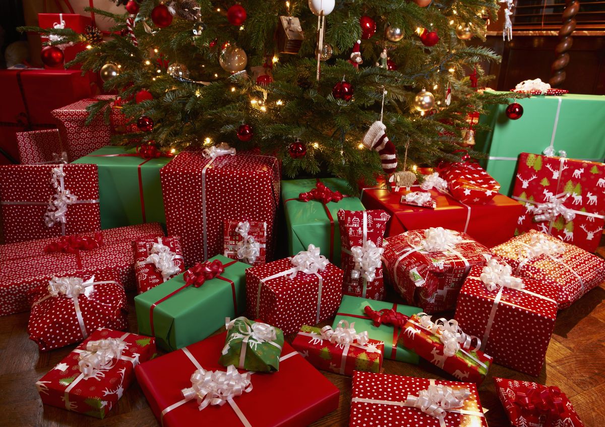 This is how much the most popular Christmas presents of every decade