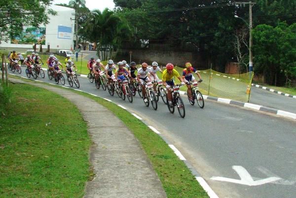 Racers round a turn