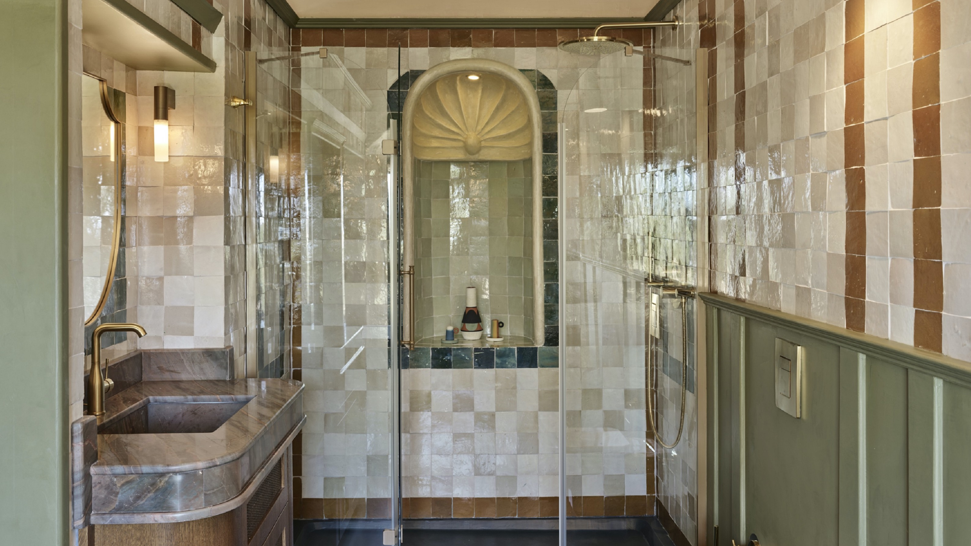 bathroom with zellige tiles with contrast border and paneling