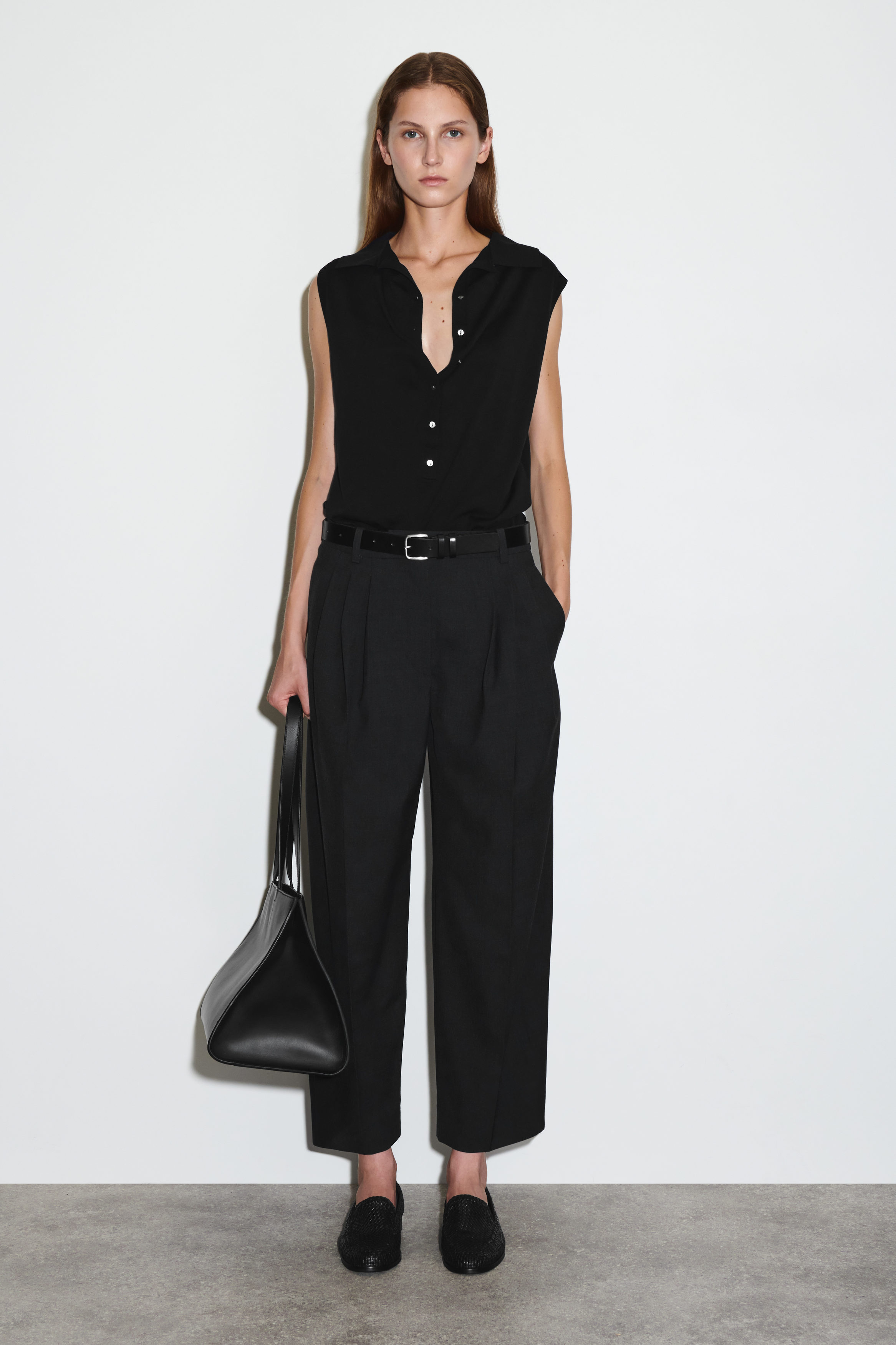 Pleated Barrel-Leg Wool Trousers