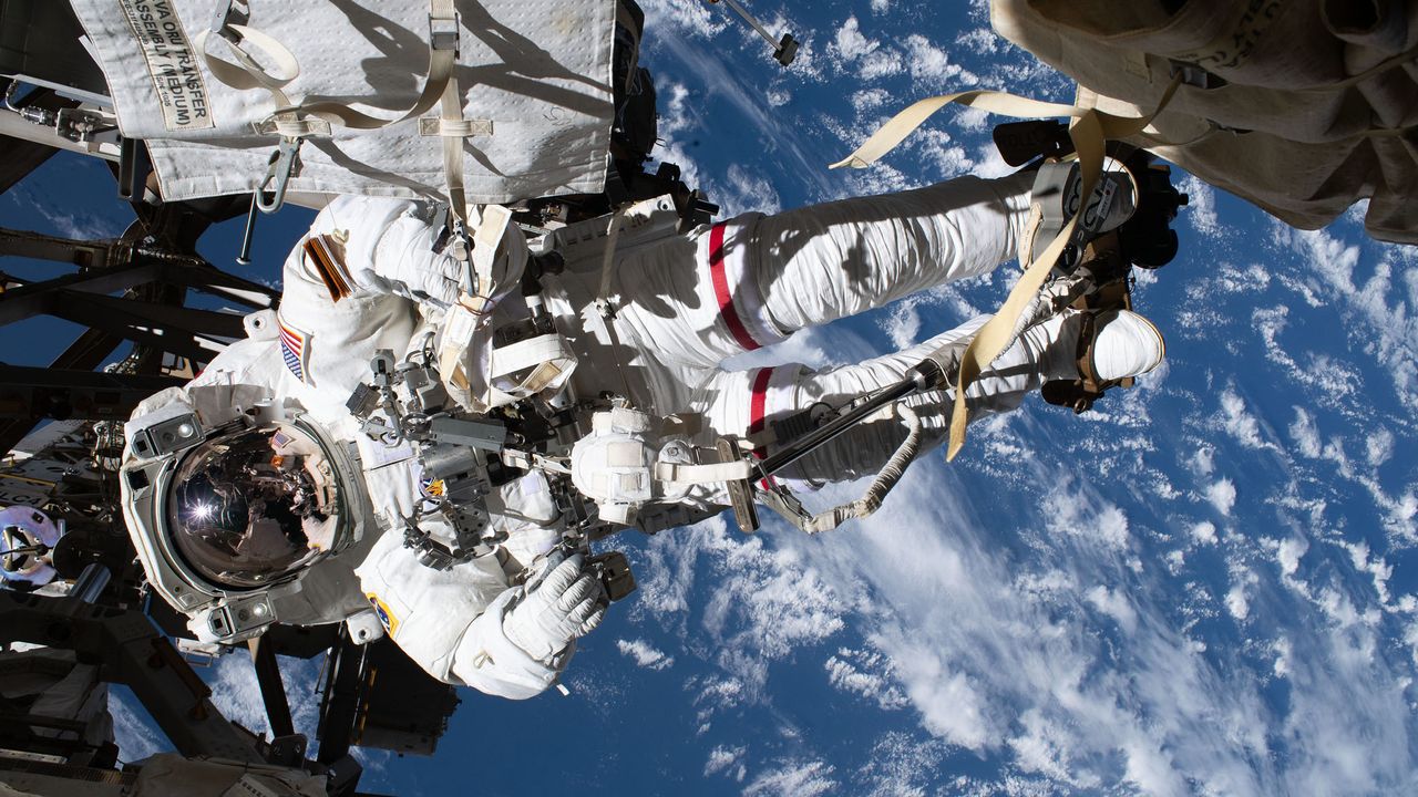expedition 61 spacewalks gallery