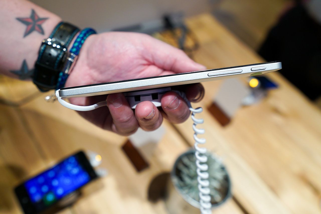 Vaio Phone Biz