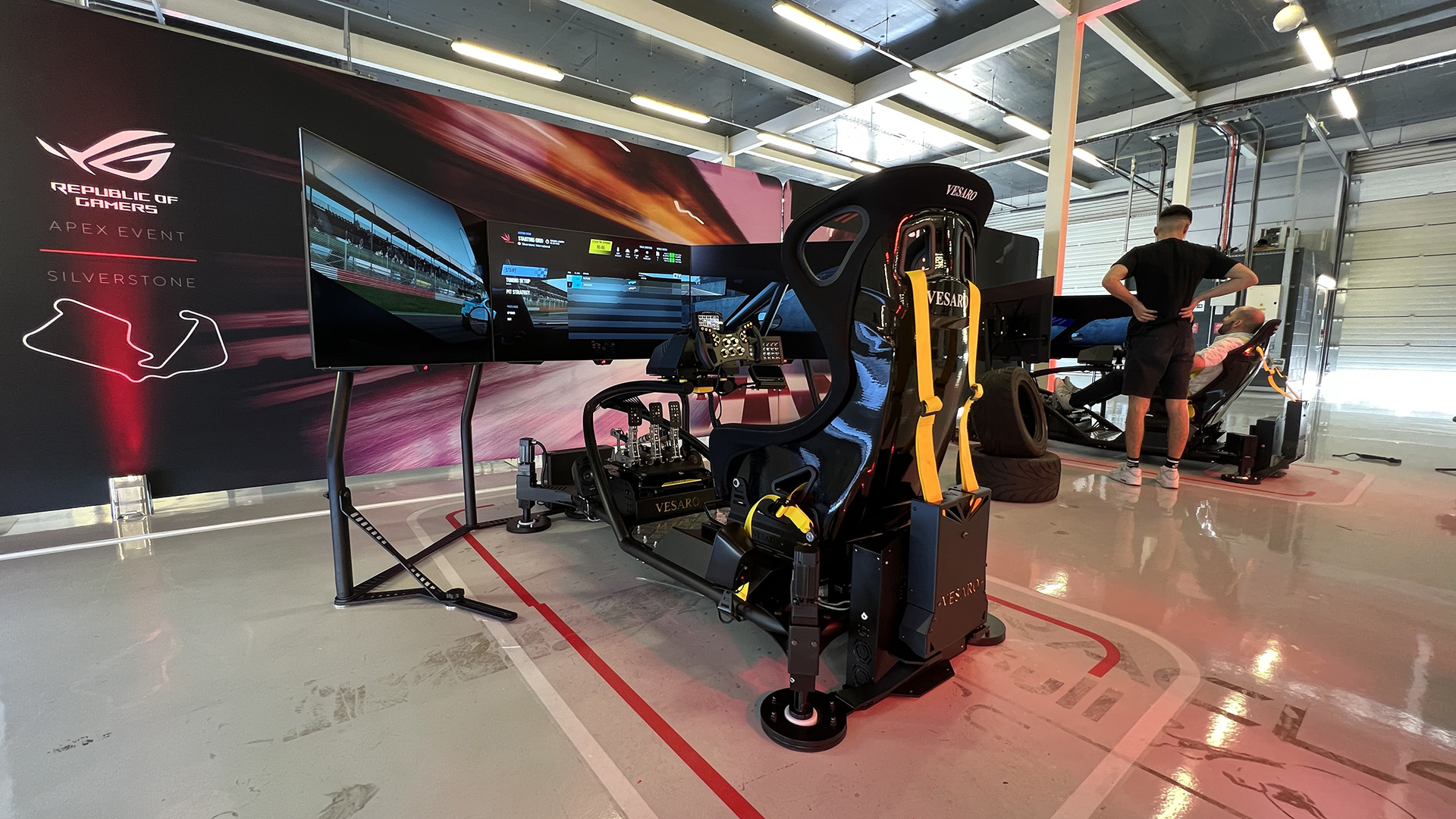 Vesaro  Racing and Flight Simulators - Vesaro