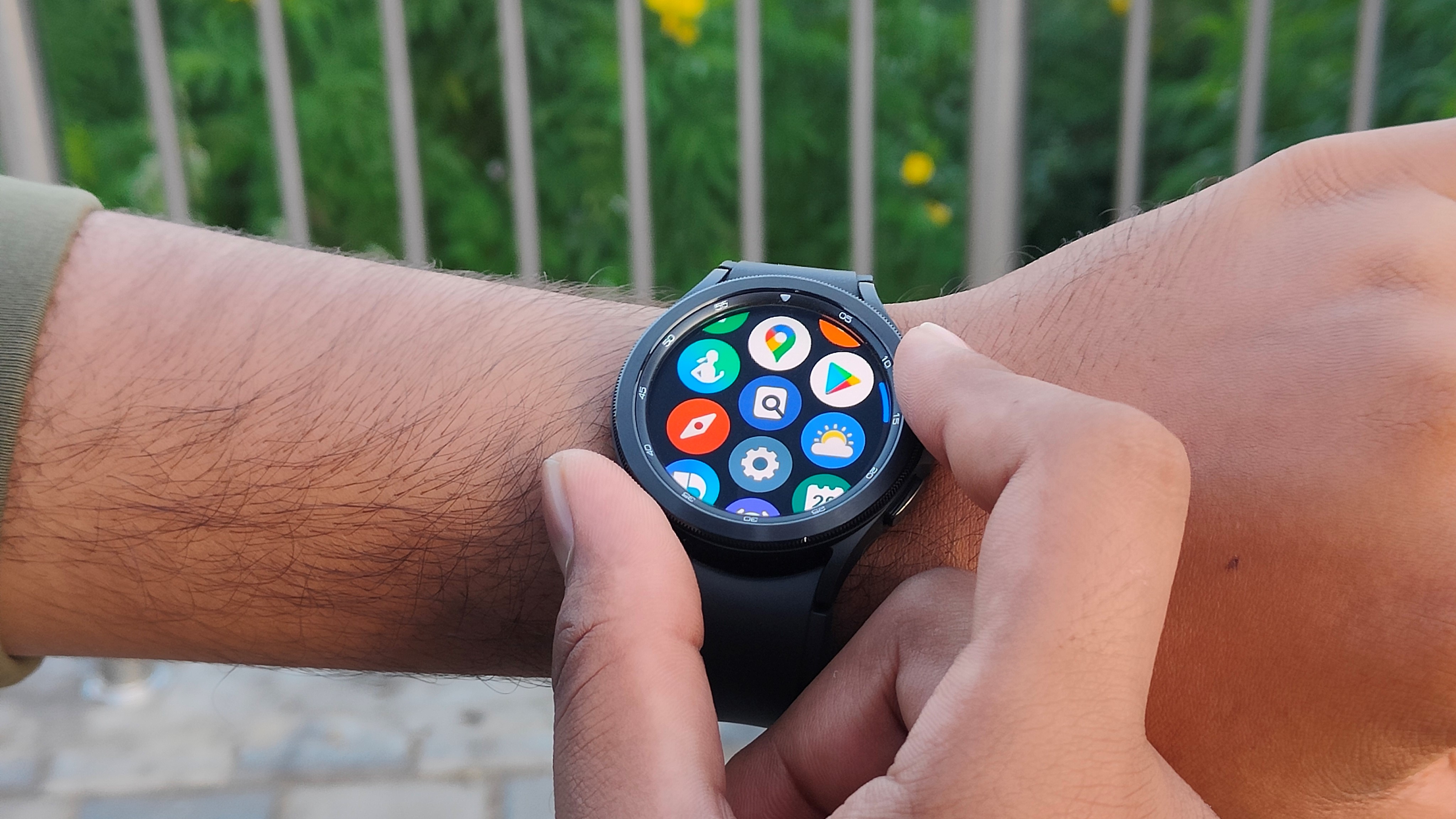 Samsung galaxy watch outlet pixel