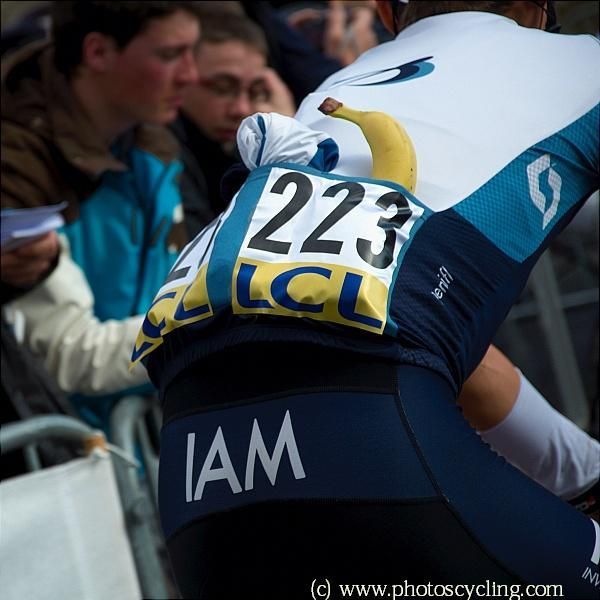 It was an arduous stage, so Stefan Denifl carried lunch with him.