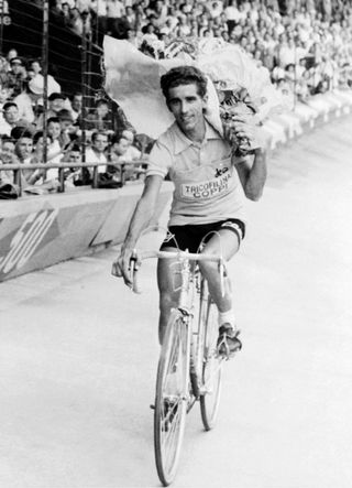 Bahamontes on a victory lap of the Parc des Princes, Paris, after winning the 1959 Tour de France