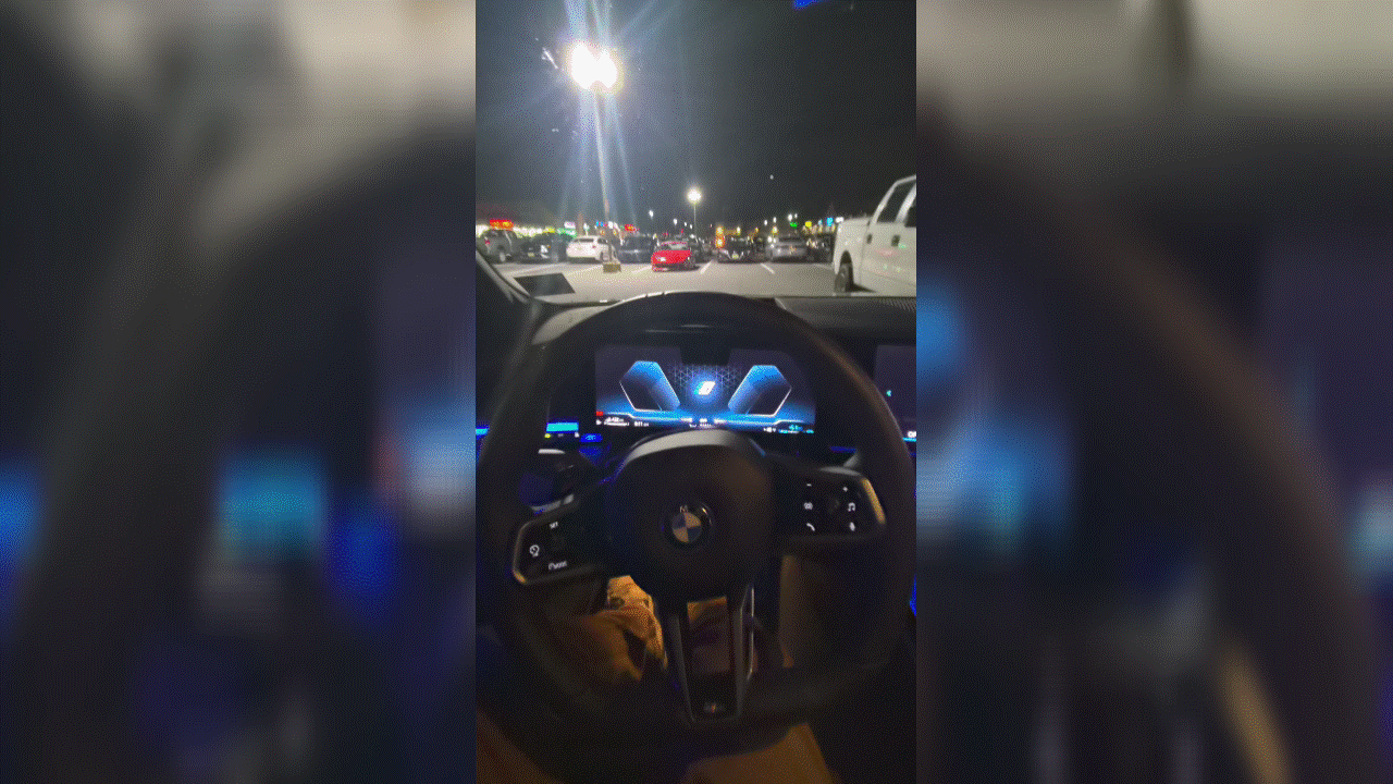 2026 BMW 550e xDrive Sedan gif animations.