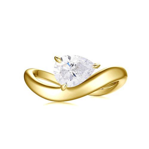 Curve East West Pear Ring
