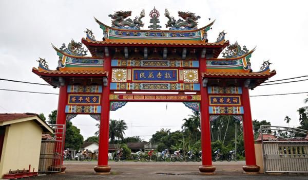 A Malaysian temple on the stage four course