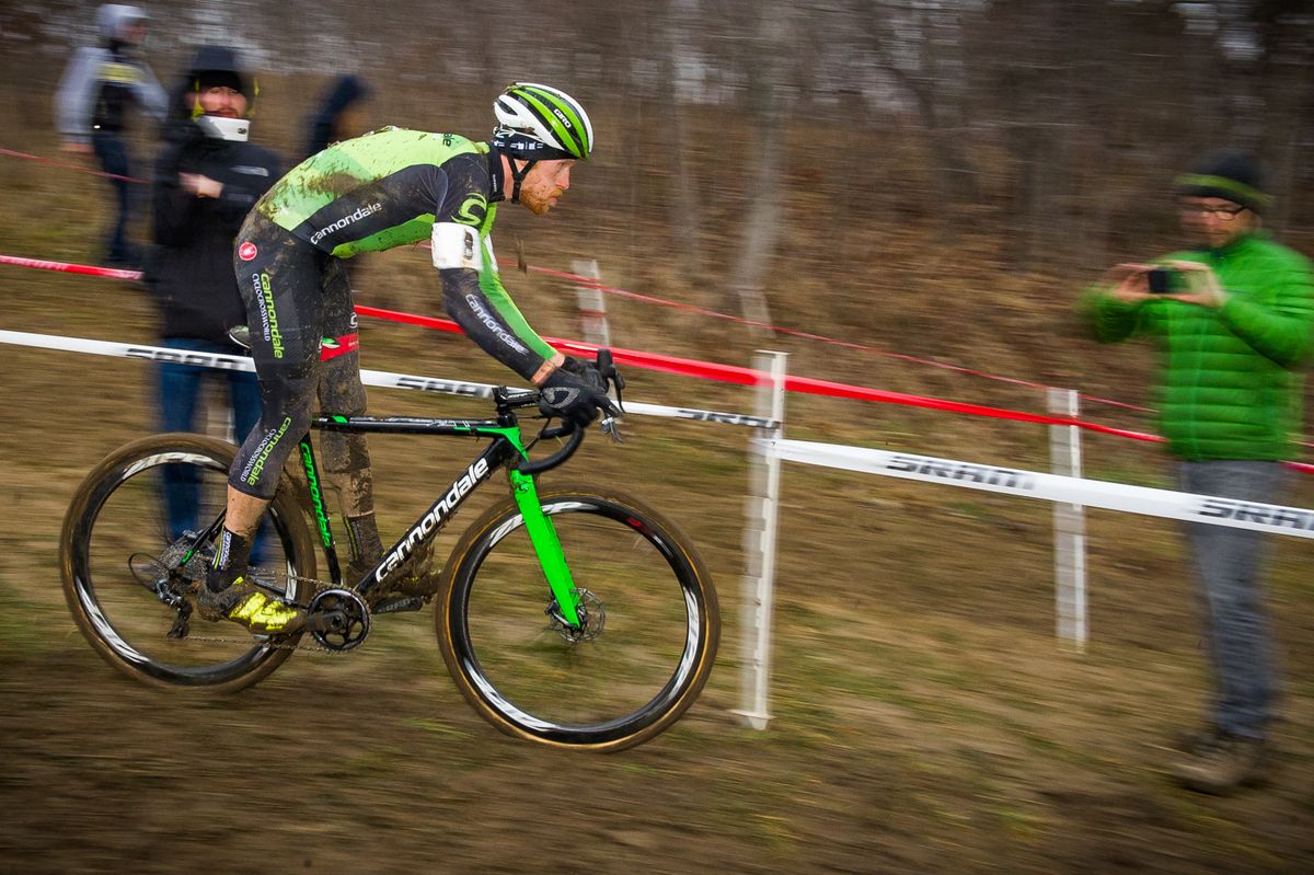 Stephan Hyde (Cannondale pb Cyclocrossworld) on the descent
