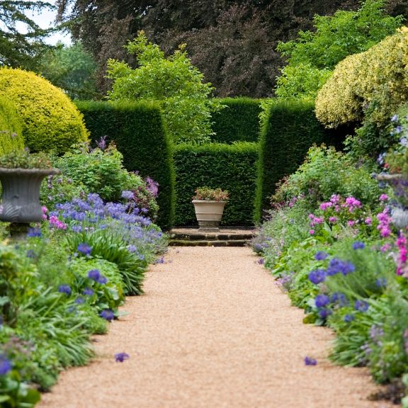 7 Tricks For An Amazing Garden Border | Gardening Know How