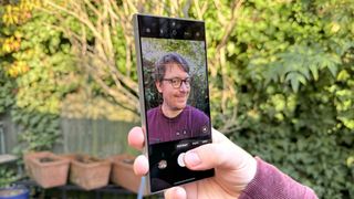 Samsung Galaxy S24 Ultra taking selfie
