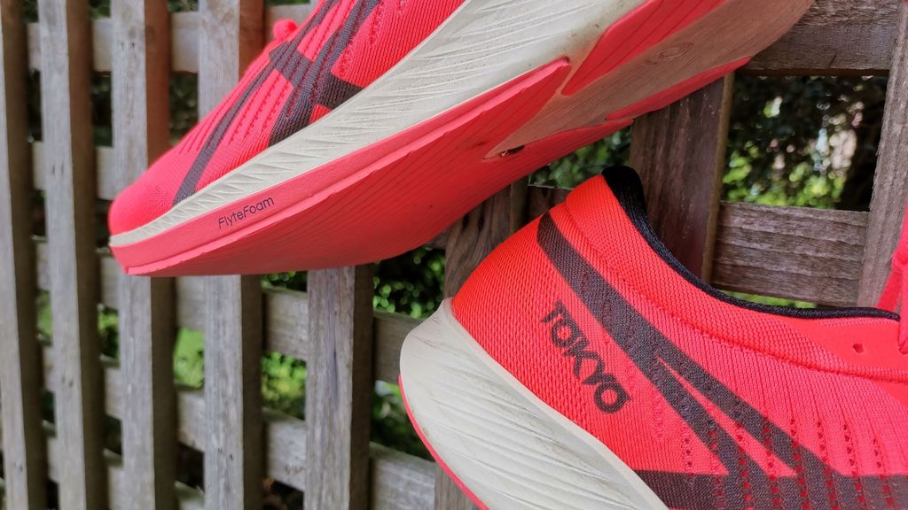 asics metaride vs nike vaporfly