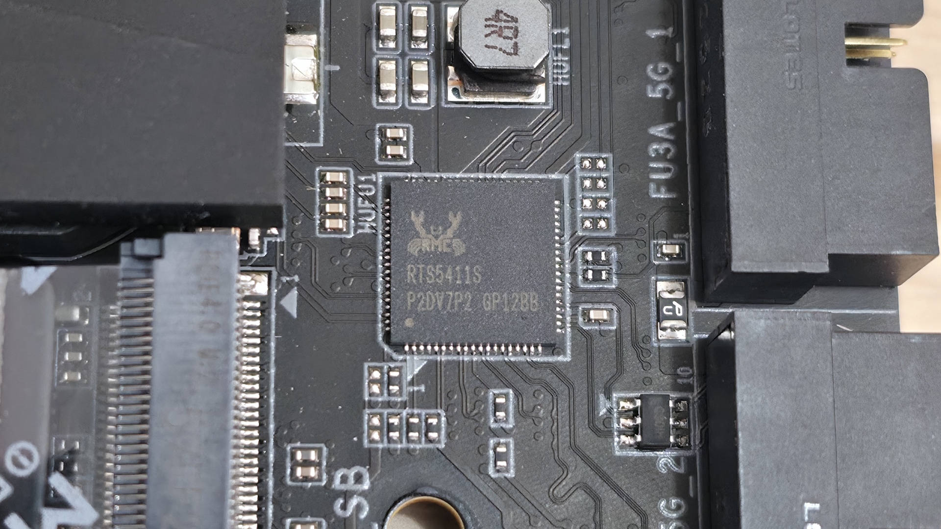 Gigabyte X870E Aorus Xtreme X3D AI Top - ICs