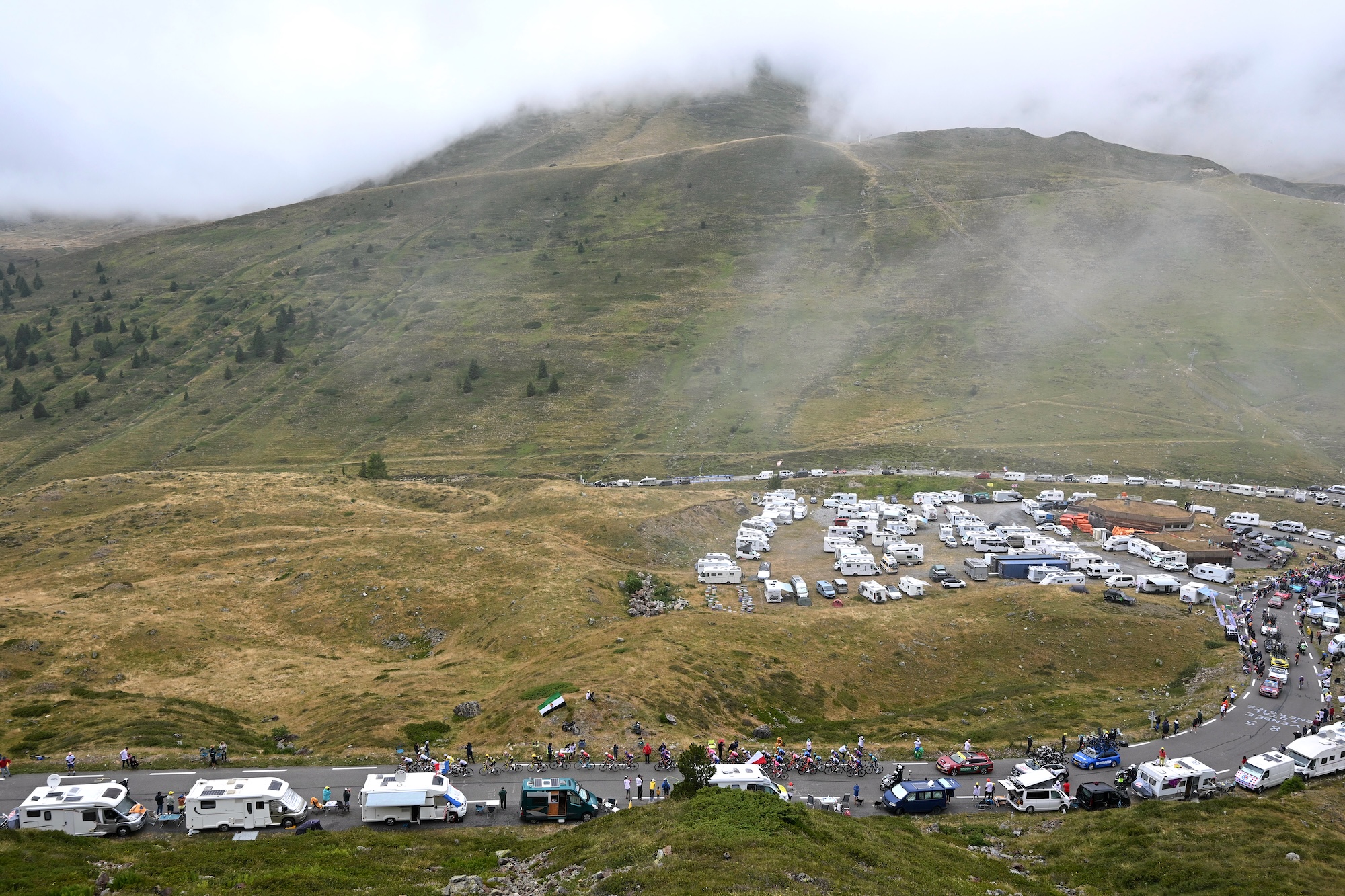 Tour de France stage 6 LIVE: Tourmalet on the menu on early visit to the Pyrenees