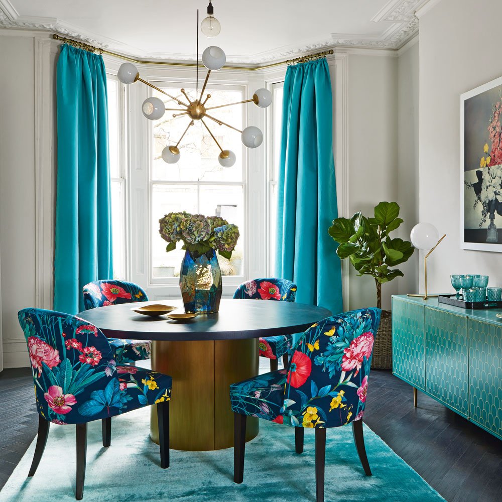 dining area with dining set