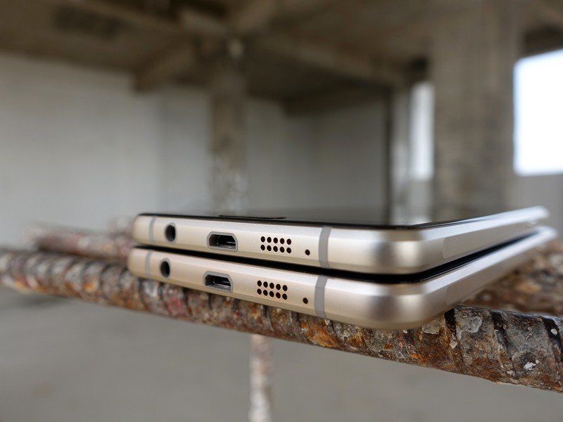 Galaxy A5 2016 and A7 2016 bottom