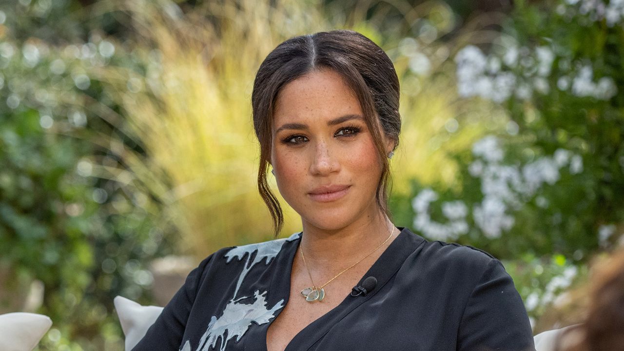 meghan markle necklace